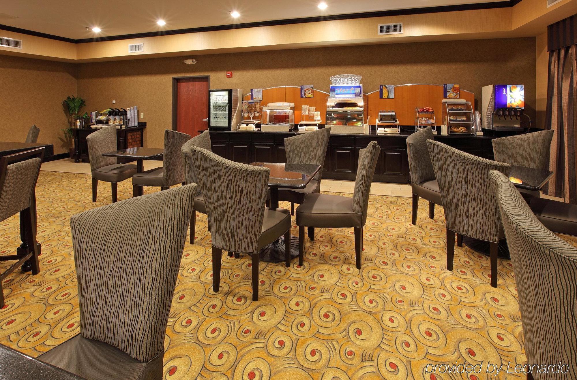 Holiday Inn Express Hotel & Suites Texarkana East By Ihg Restaurante foto